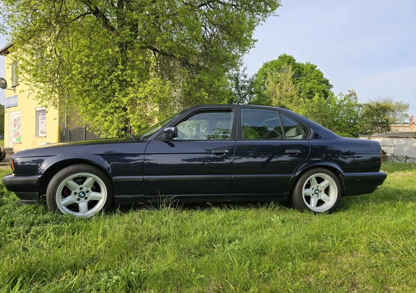 BMW Seria 5 cena 23900 przebieg: 329000, rok produkcji 1993 z Bydgoszcz małe 46